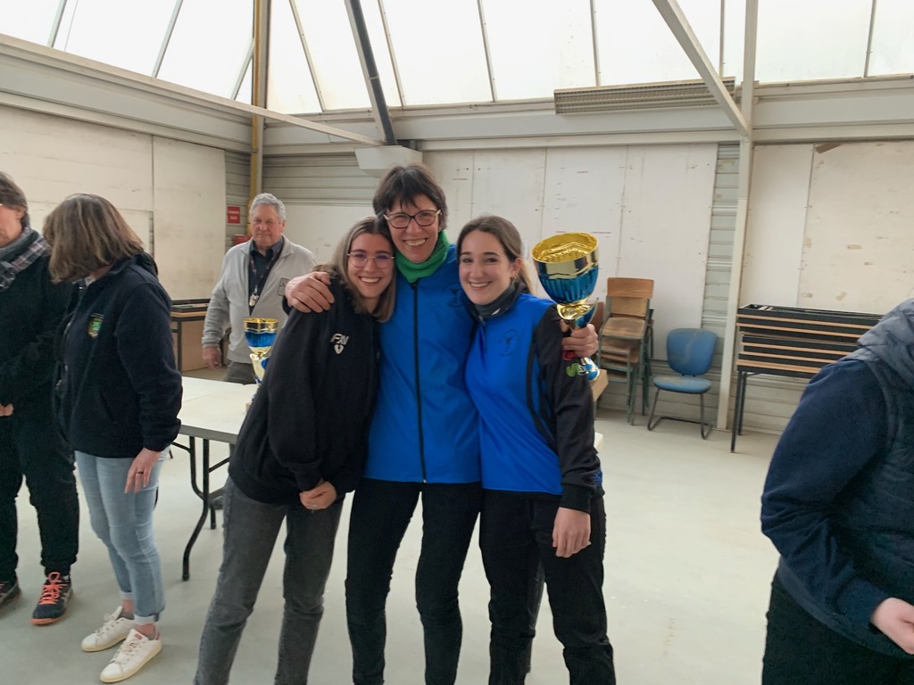 le 5 mars Gisèle, Mathilde et Solène remportent la journée de la femme devant 76 équipes.