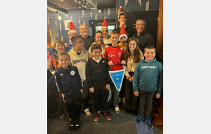 gouter de Noël à l'école de pétanque.